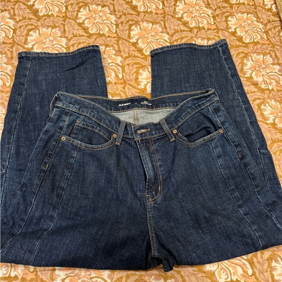 Old Navy High Waisted Barrel Ankle Jeans in Size 14 - Picture 7 of 11
